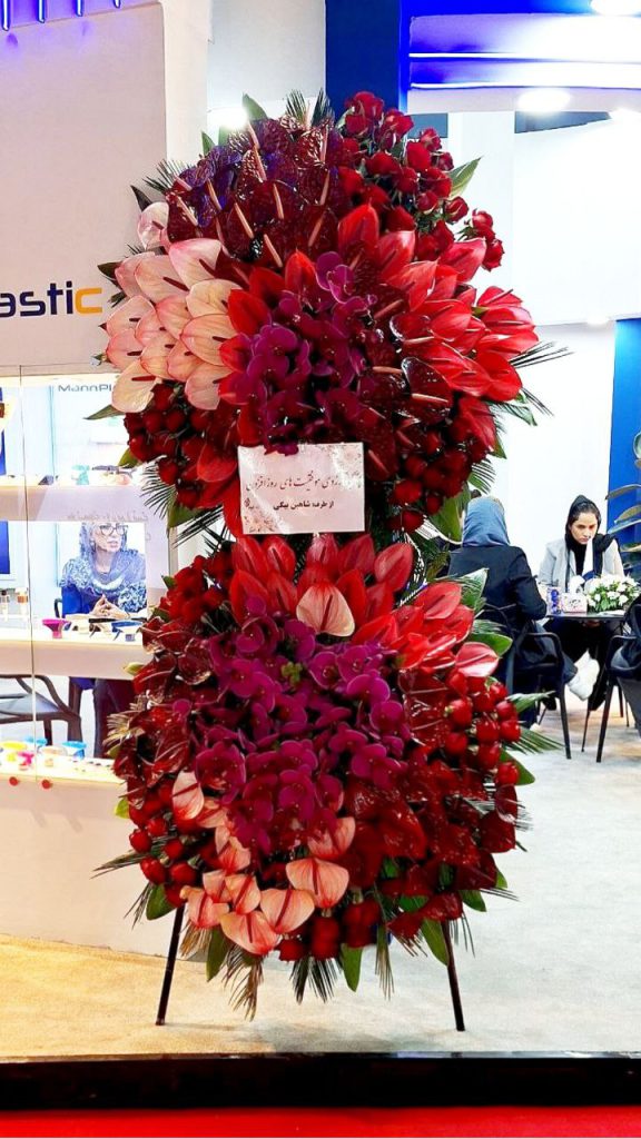 تاج گل دو طبقه کد171